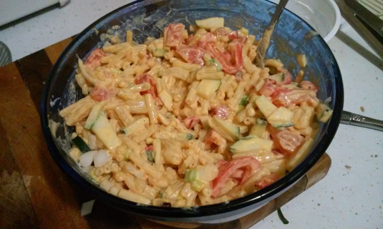 Mac & Cheese Salad