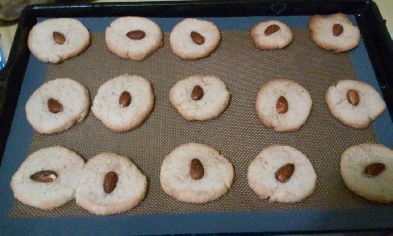 Almond Biscuits